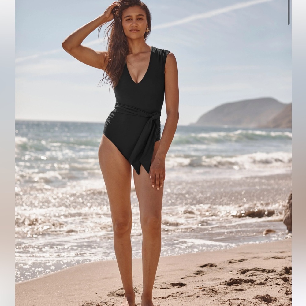 Summersalt The Breaker belted one piece Swimsuit black size 12 L